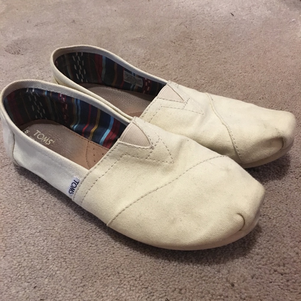 Cream TOMS *gently used*